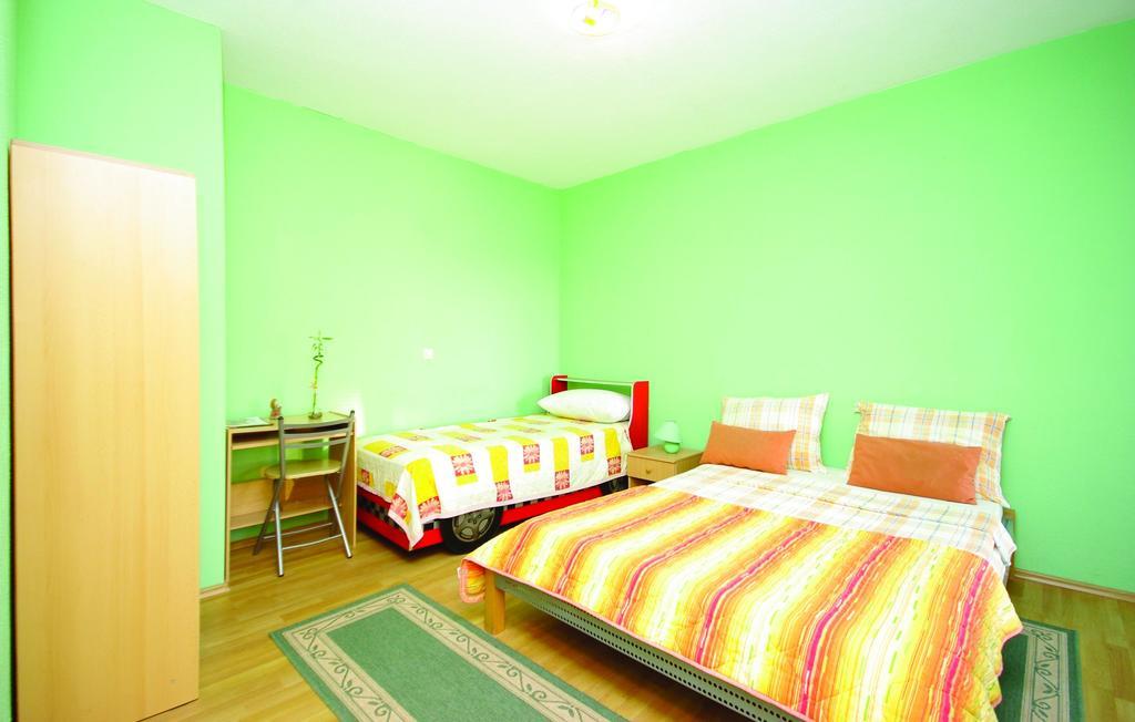 Apartments Makarska Room photo